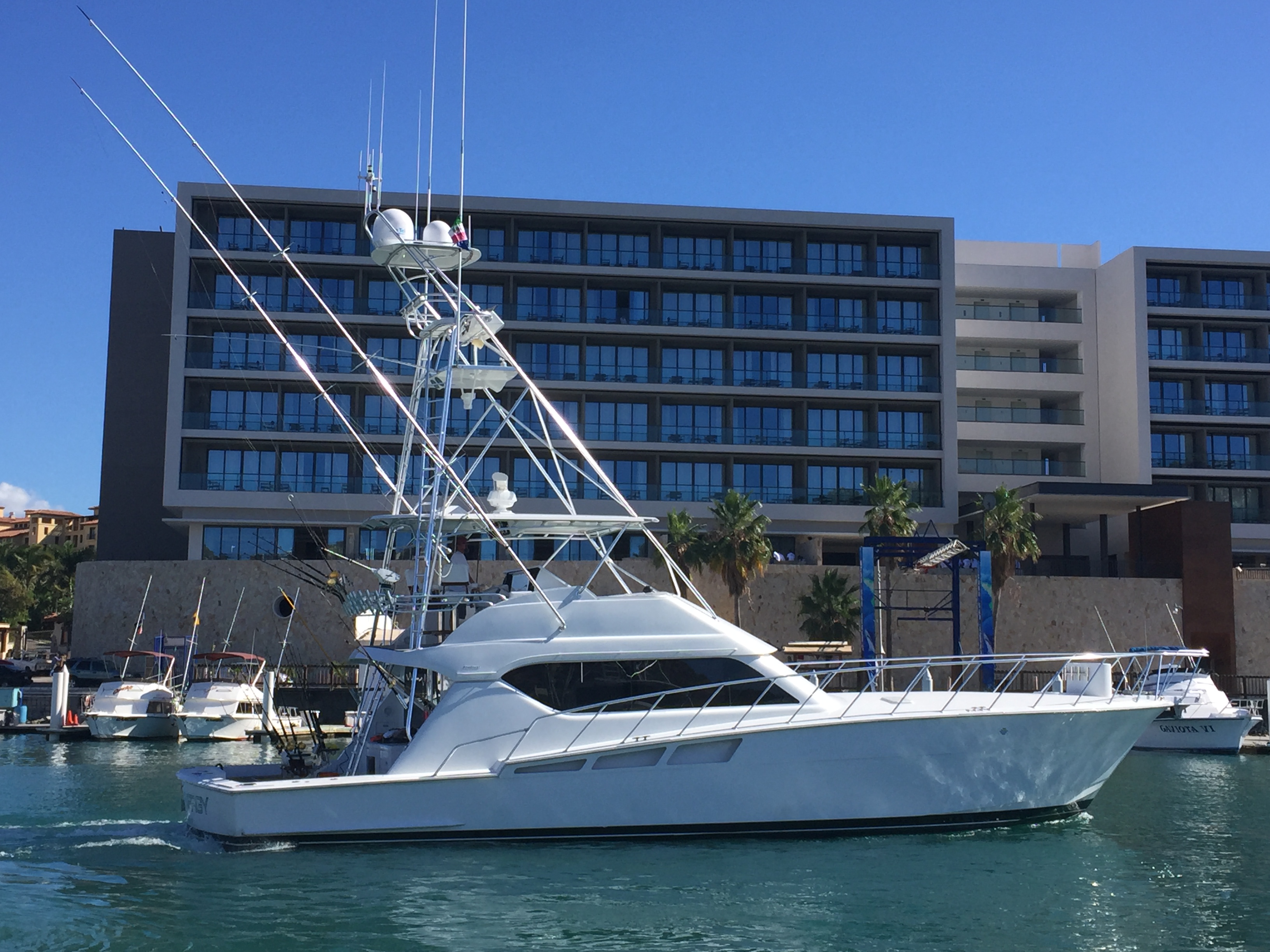 60' Hatteras 60 Convertible