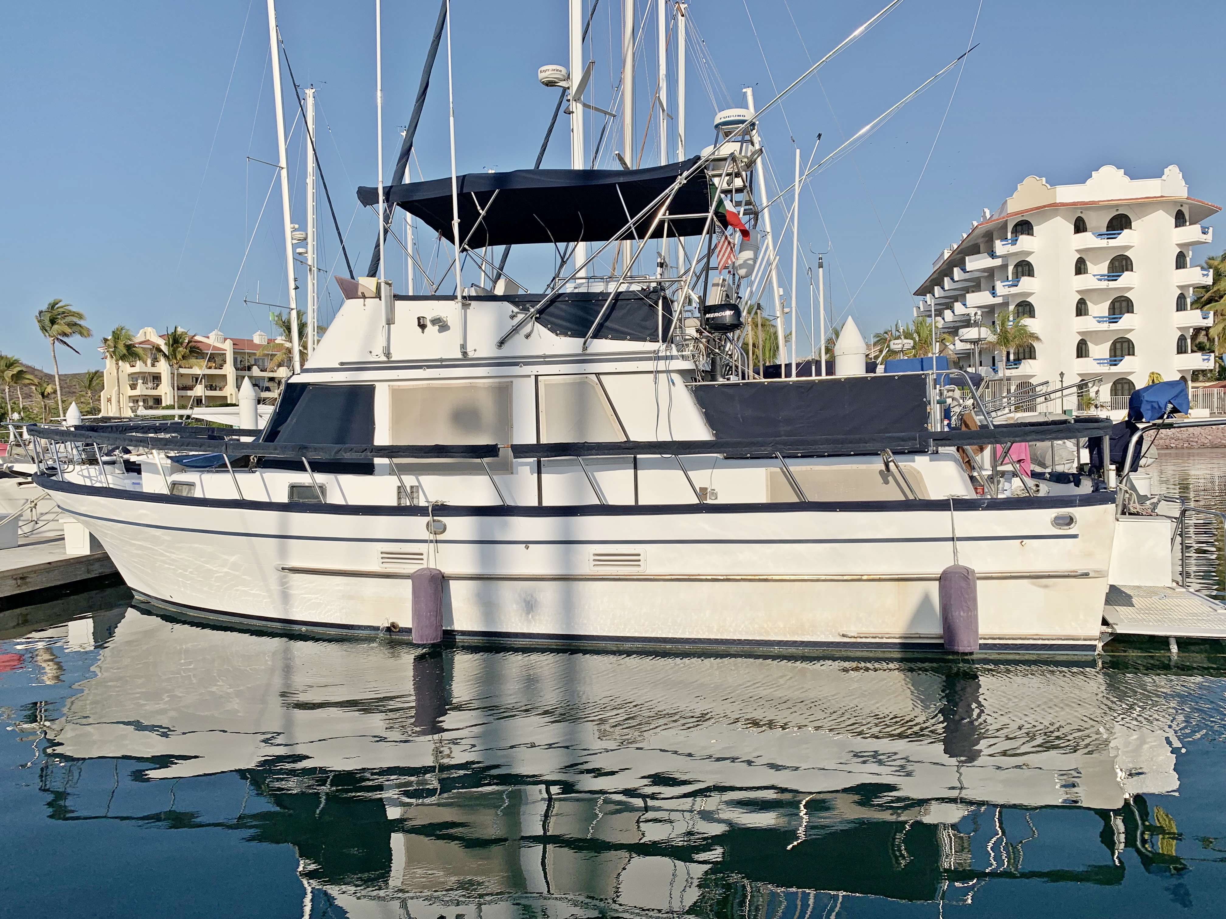 42' Overseas MC-42