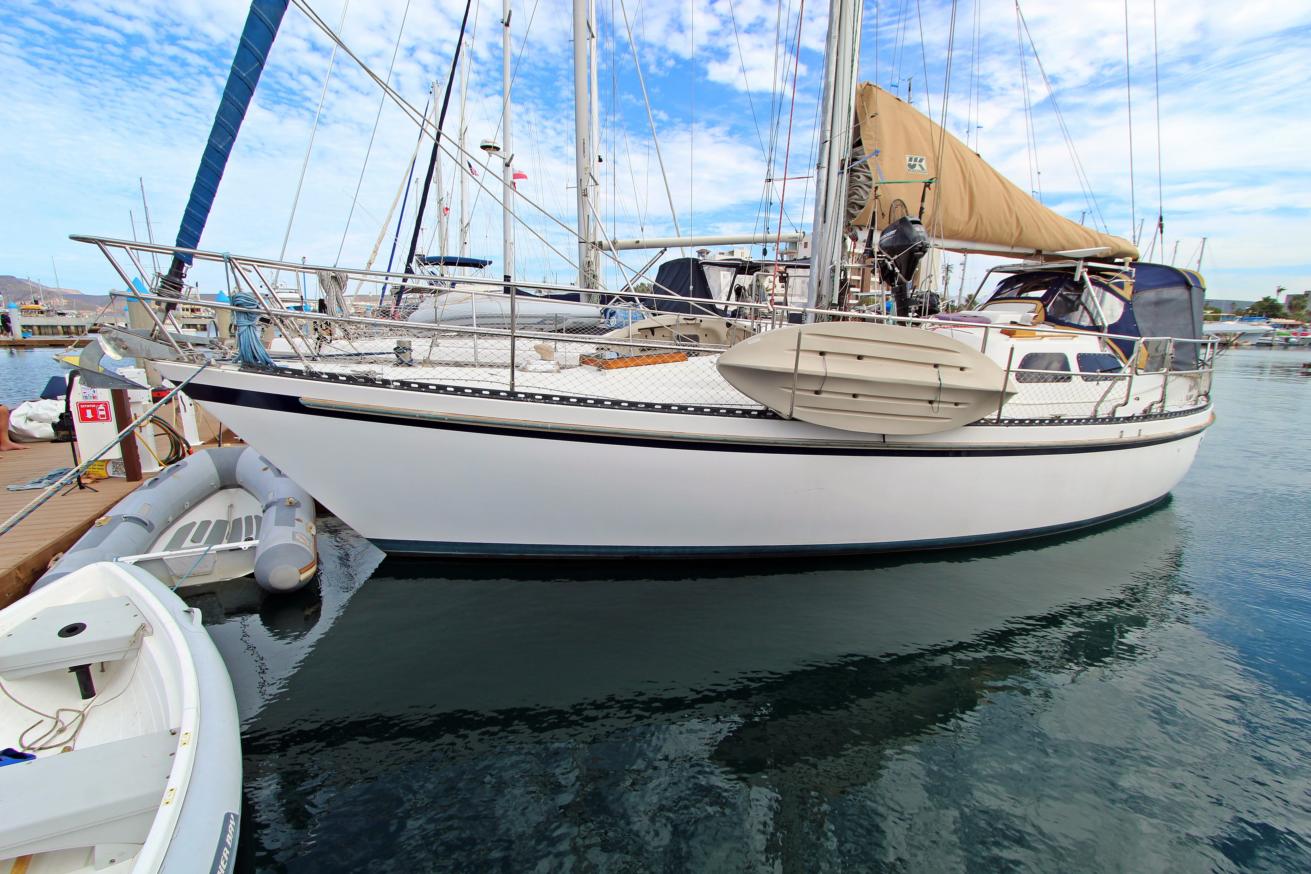 42' Tayana Vancouver