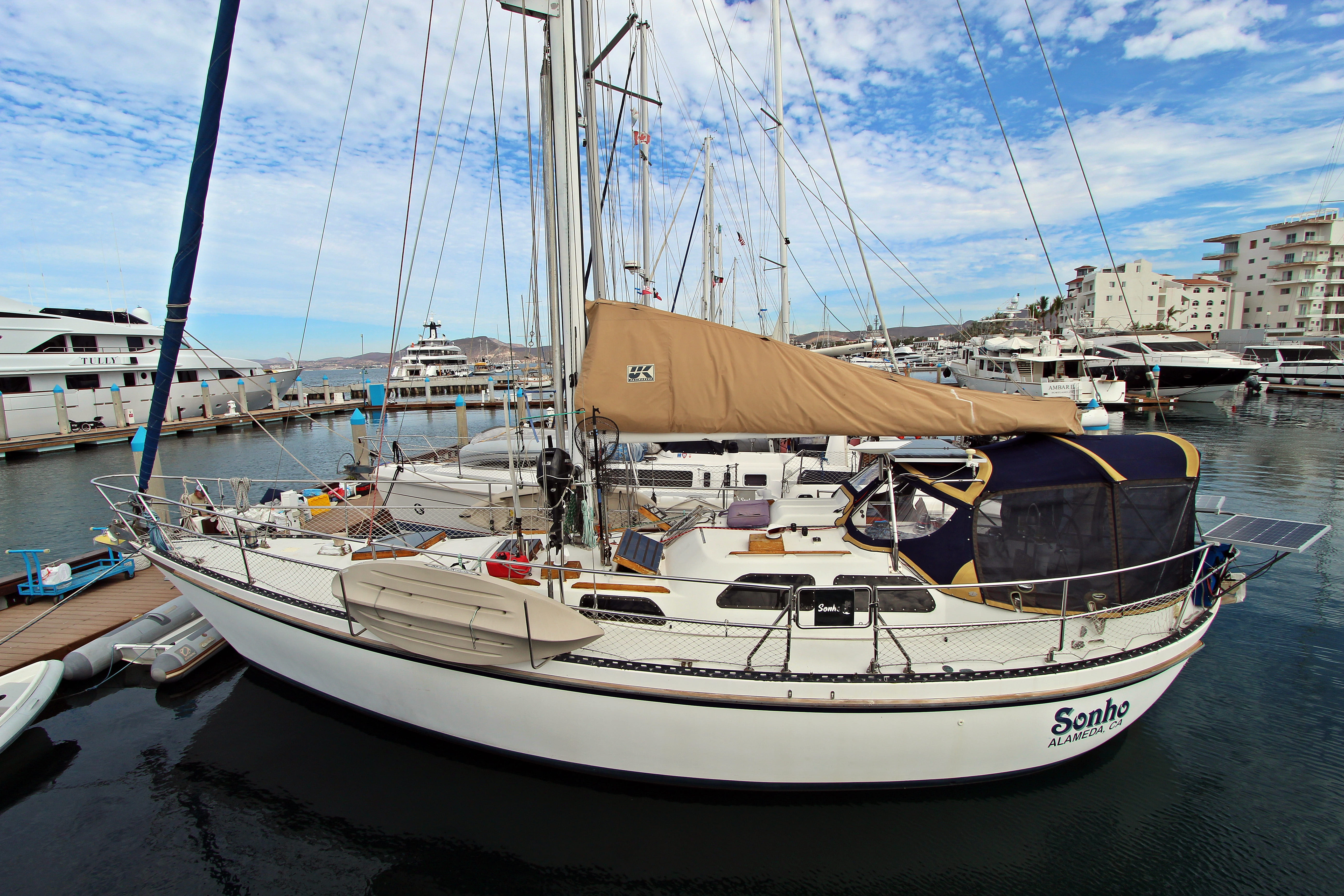 42' Tayana Vancouver