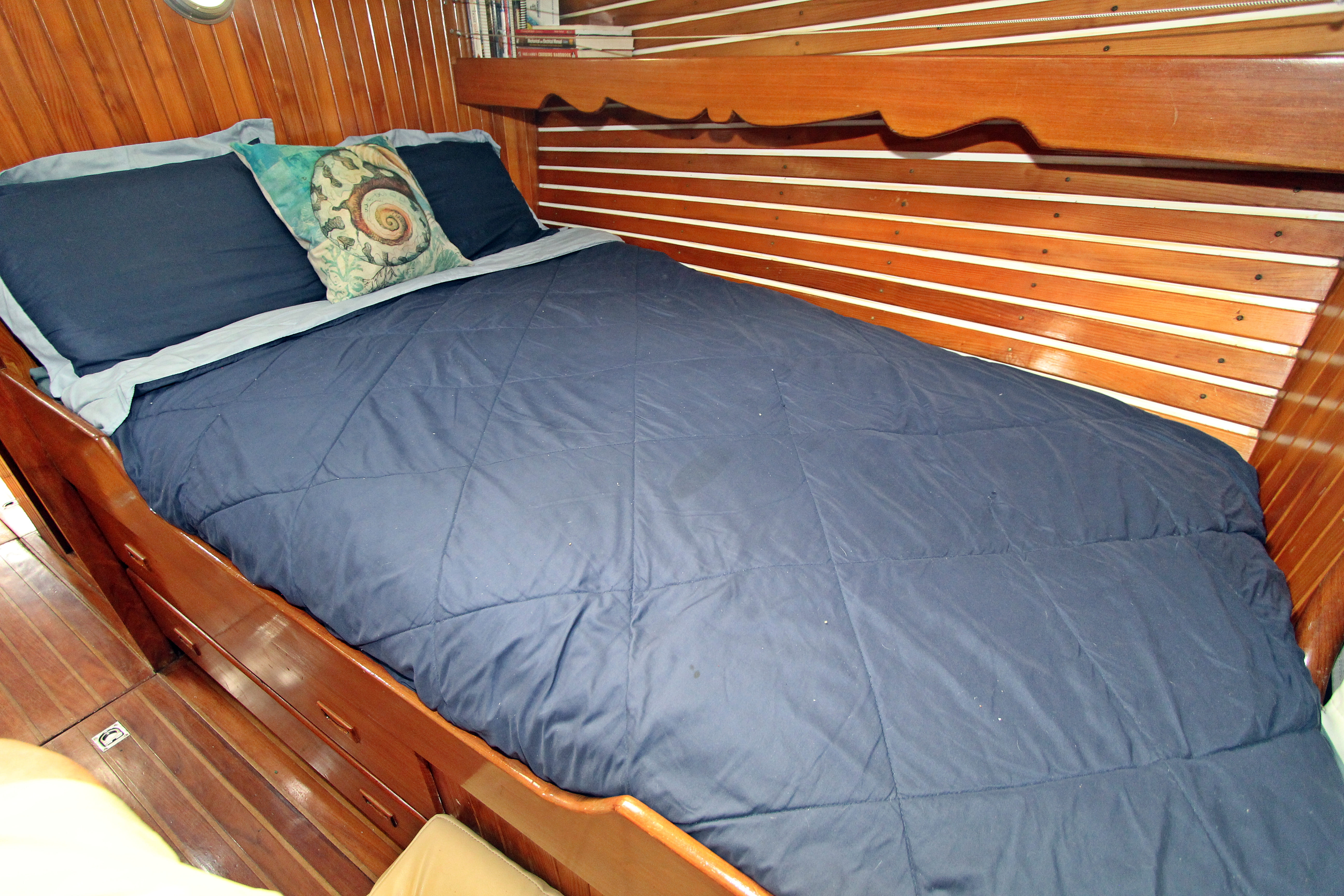 42' Tayana Vancouver