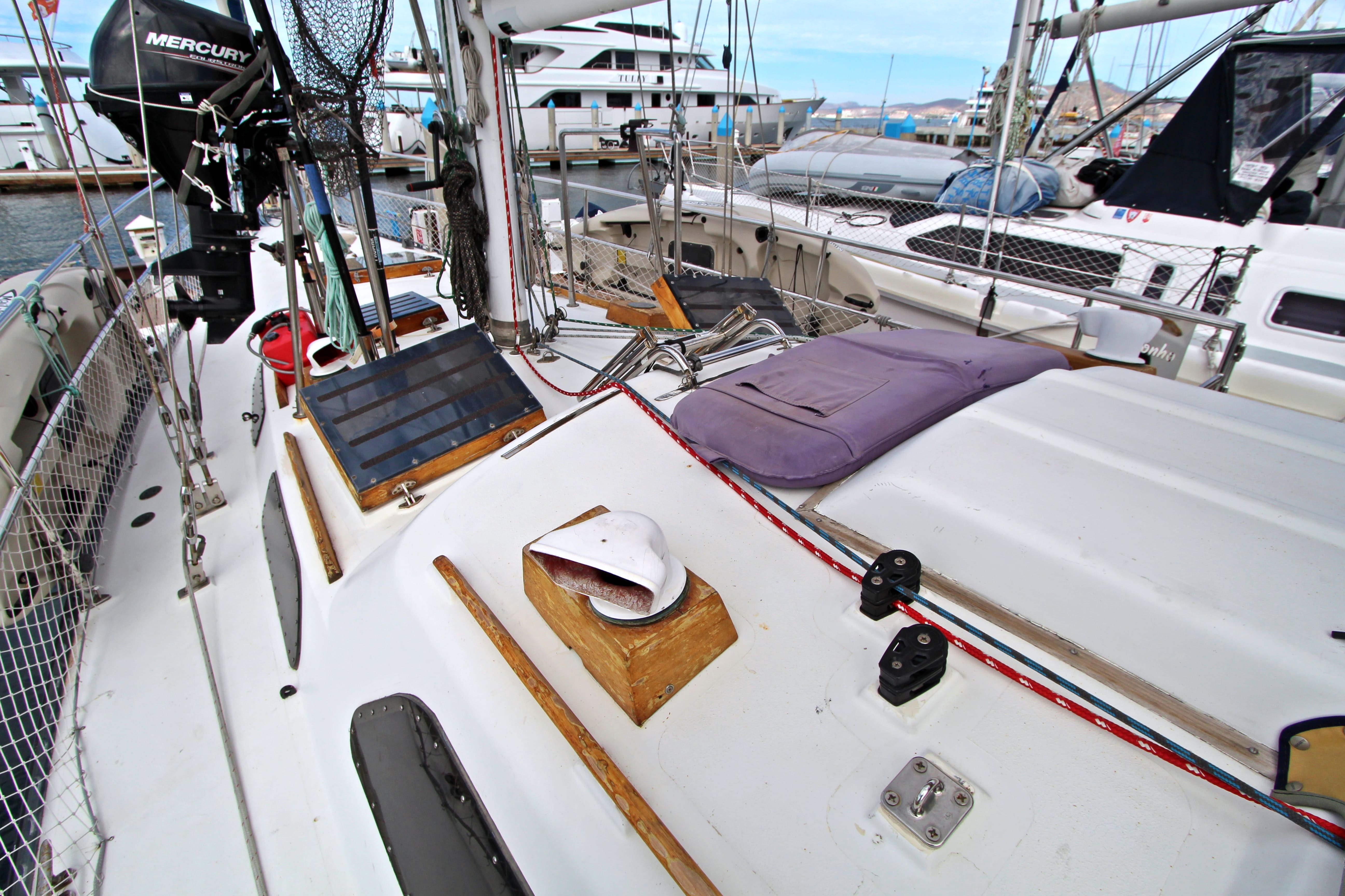 42' Tayana Vancouver