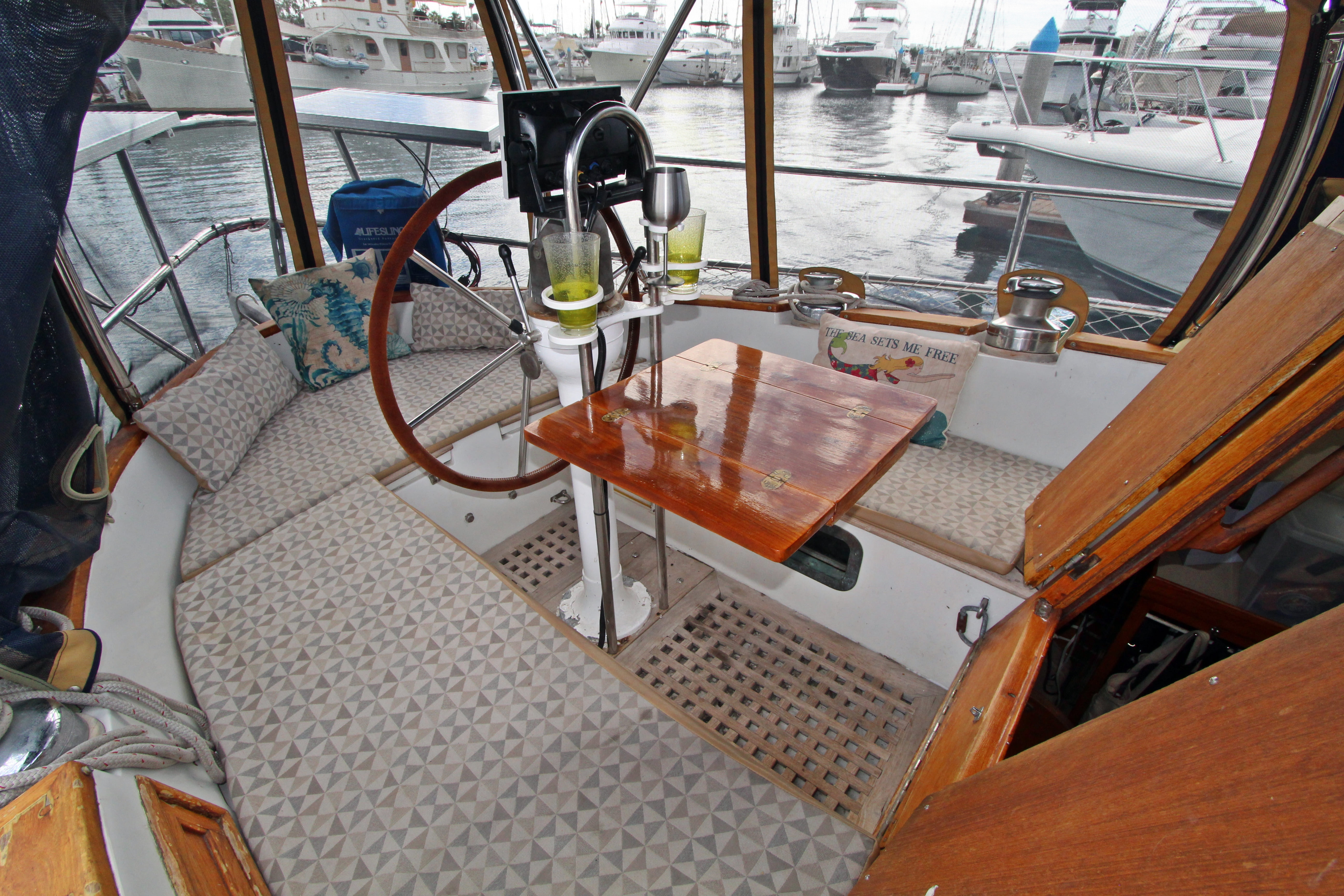 42' Tayana Vancouver