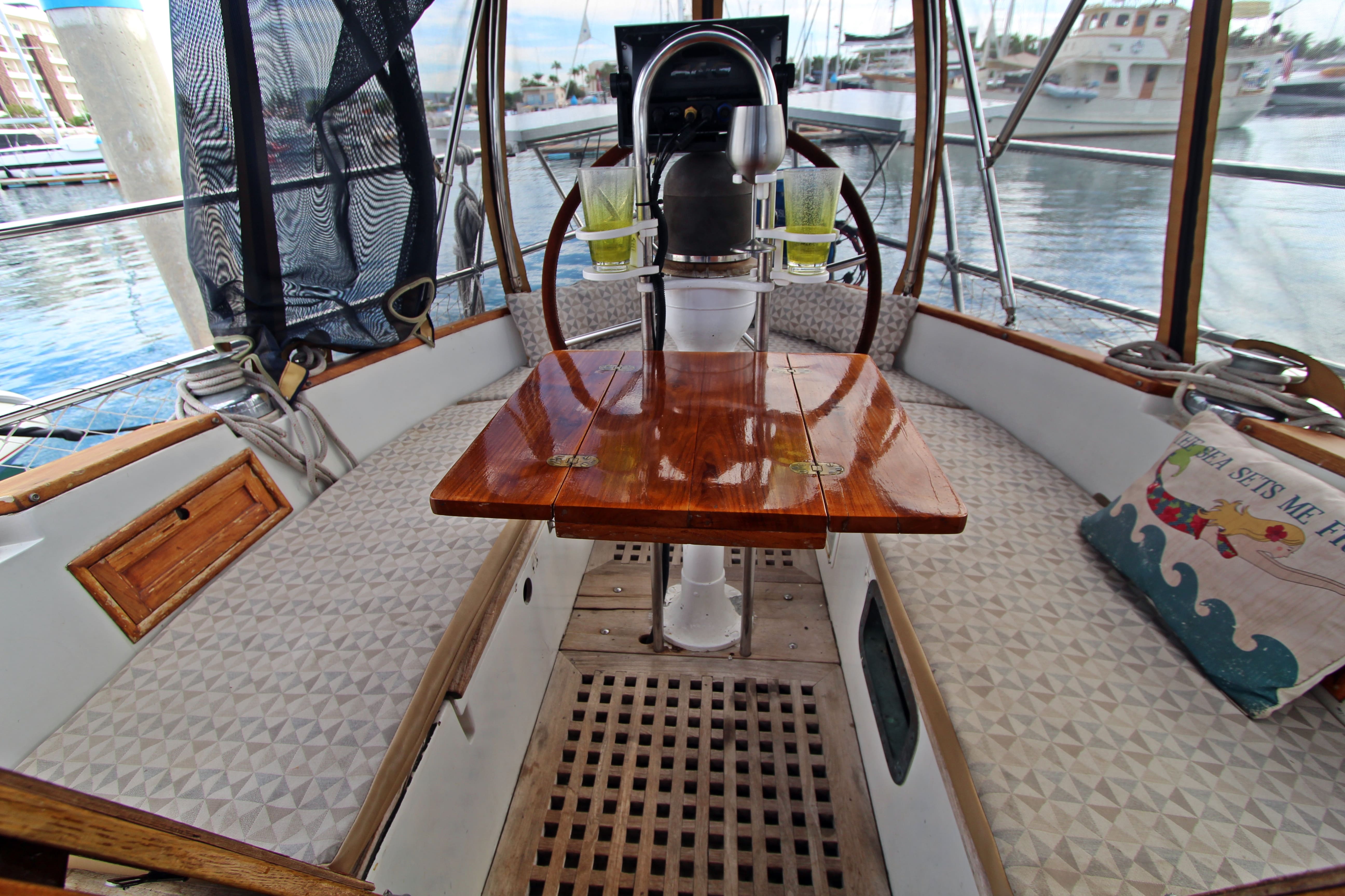 42' Tayana Vancouver