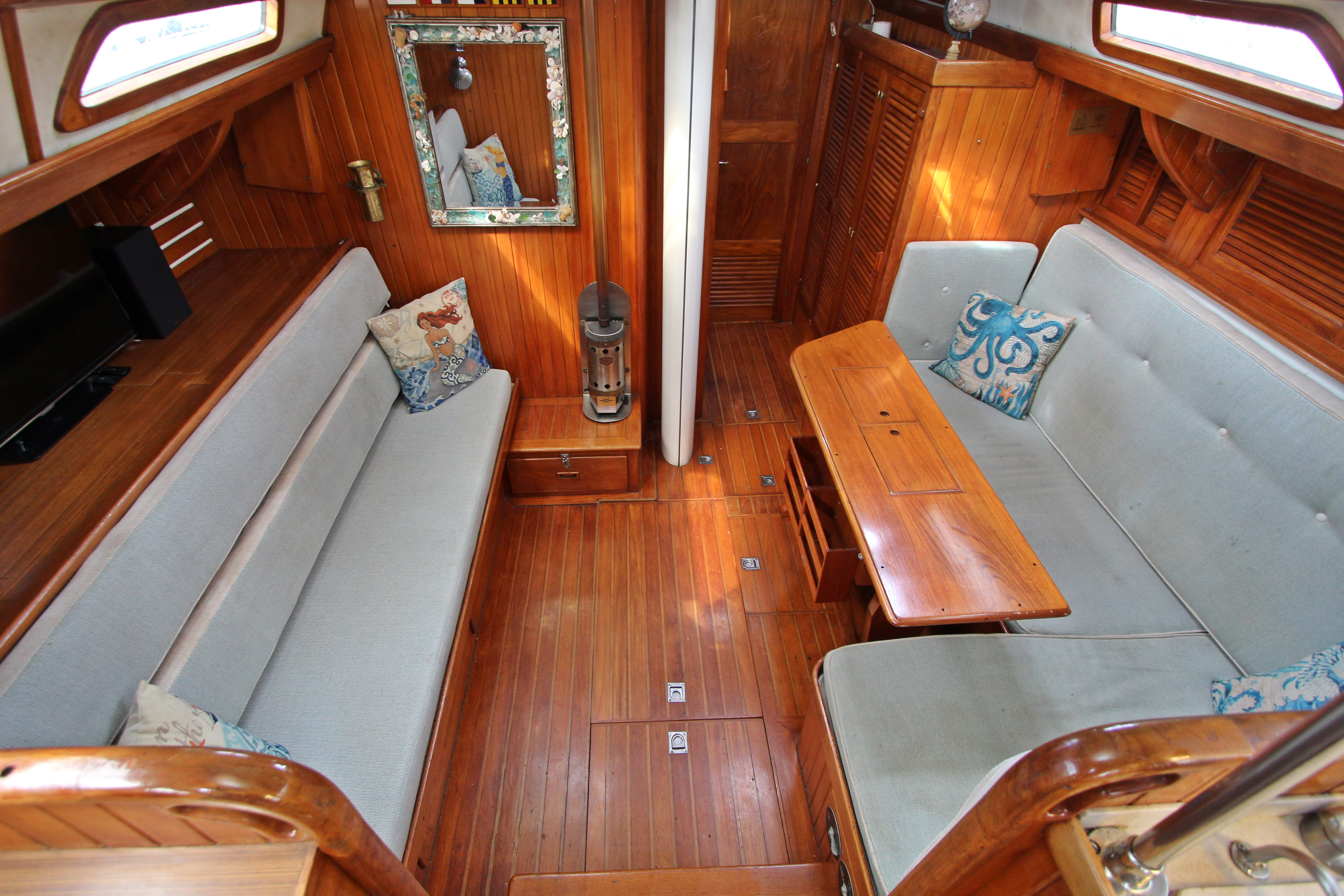 42' Tayana Vancouver