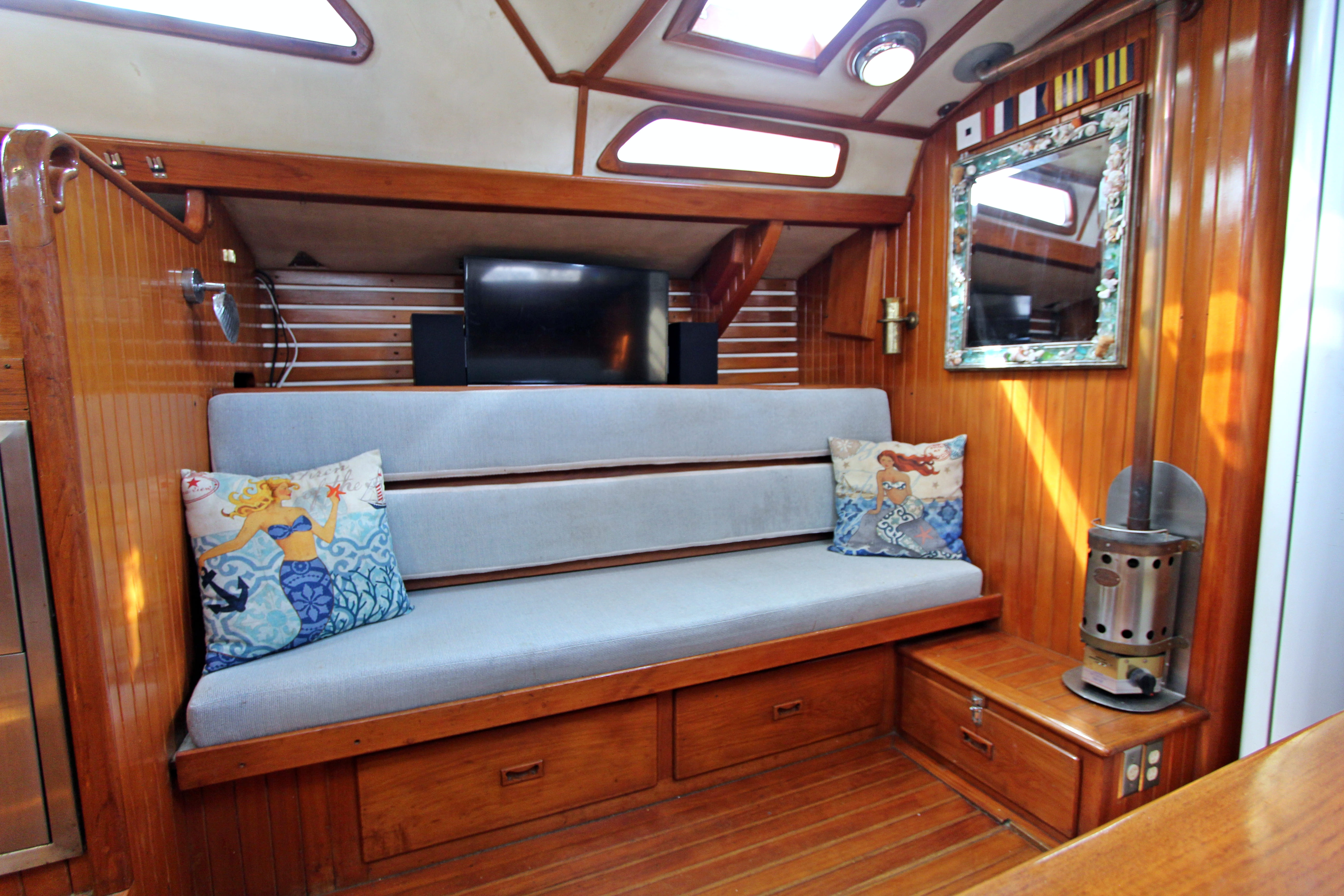 42' Tayana Vancouver