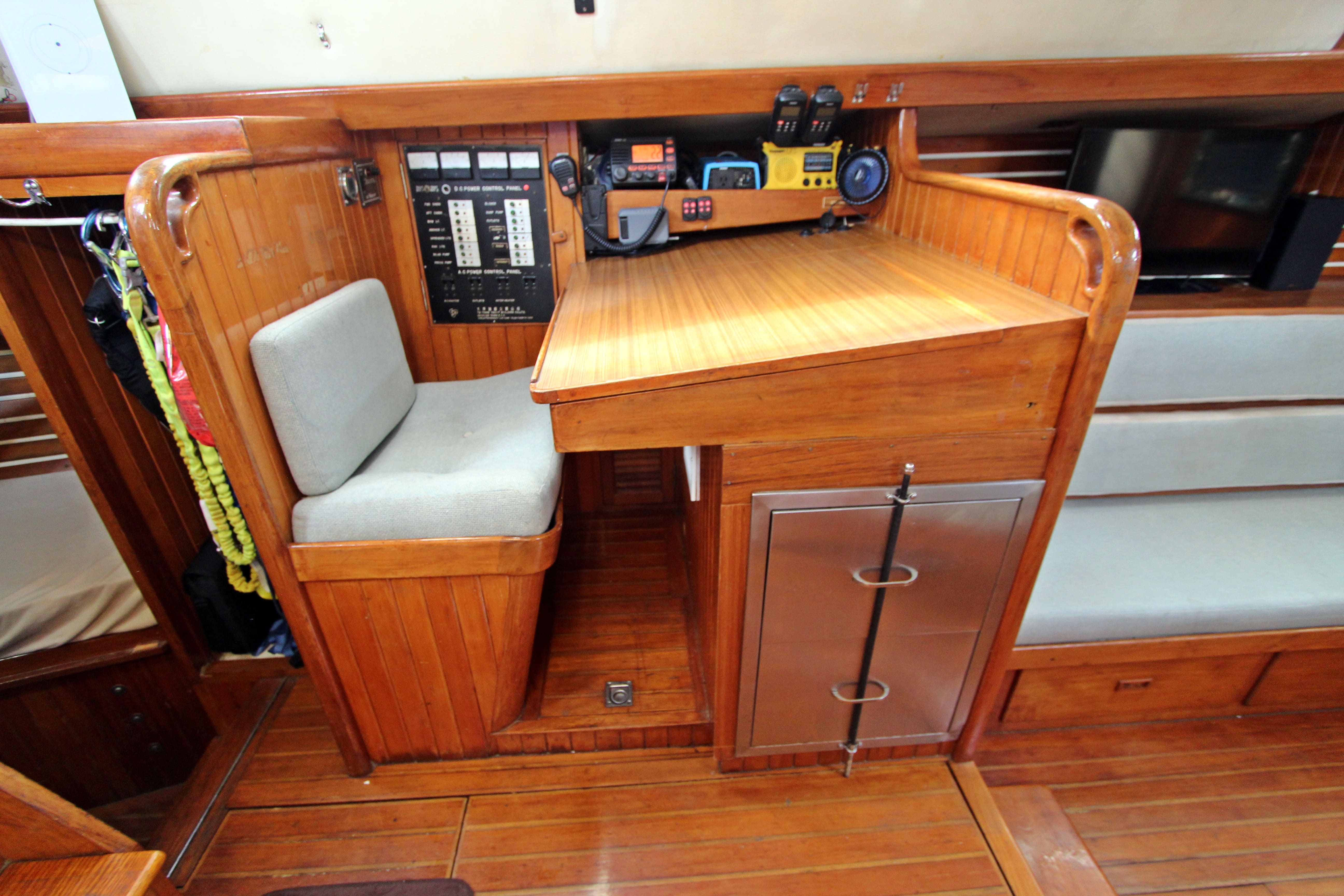 42' Tayana Vancouver