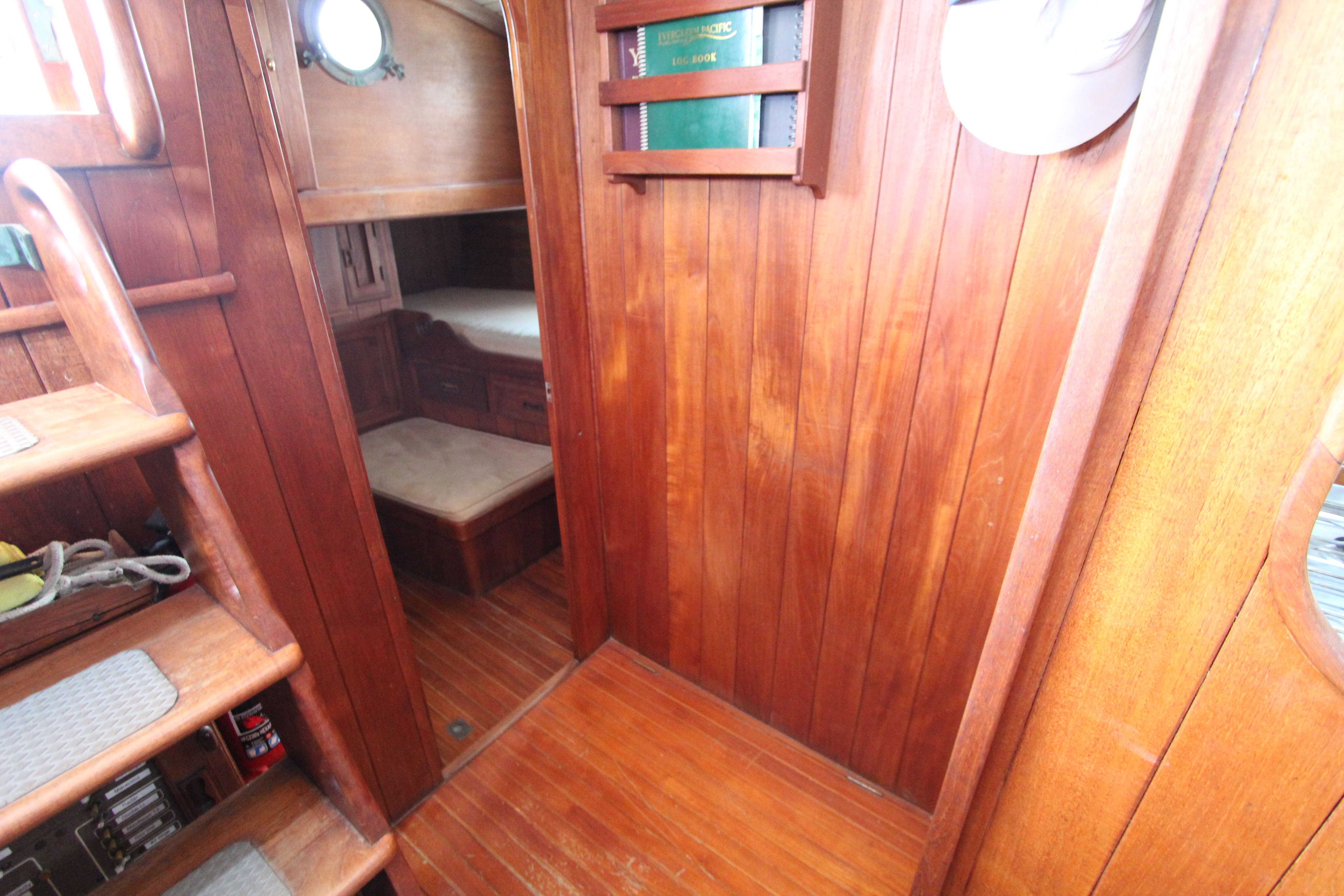 45' C & L Explorer 45