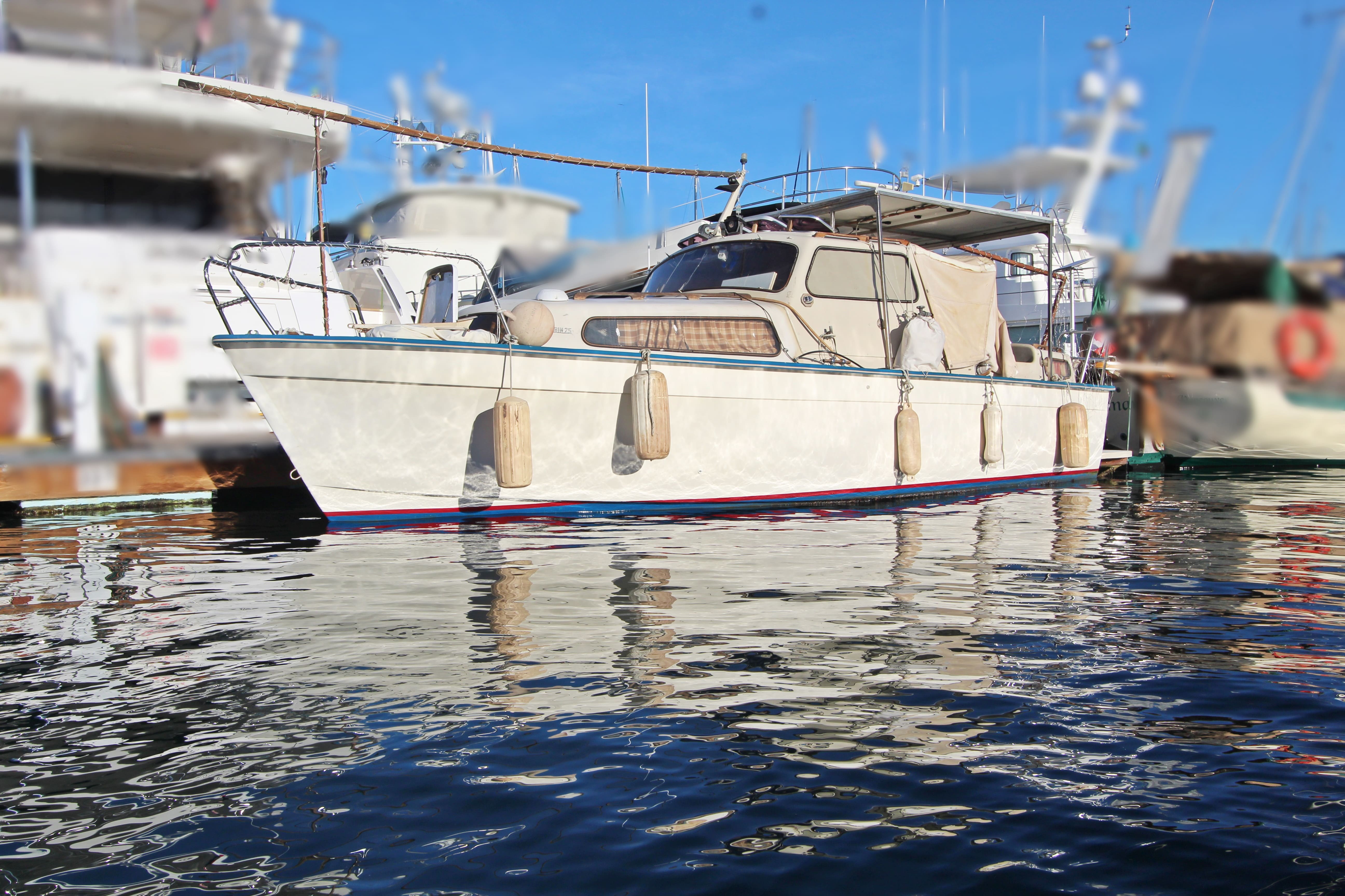 25' Albin Cabin Cruiser