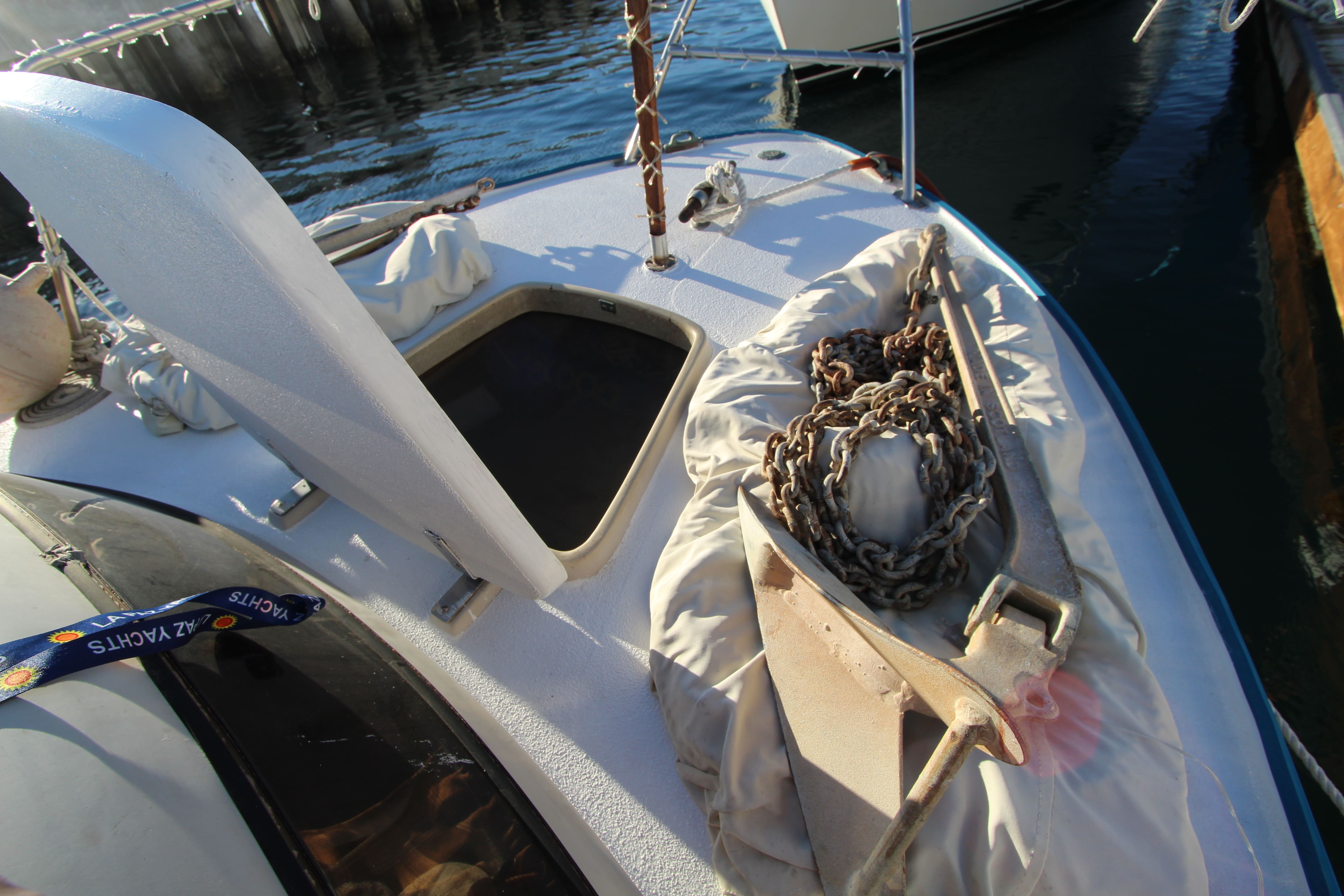 25' Albin Cabin Cruiser