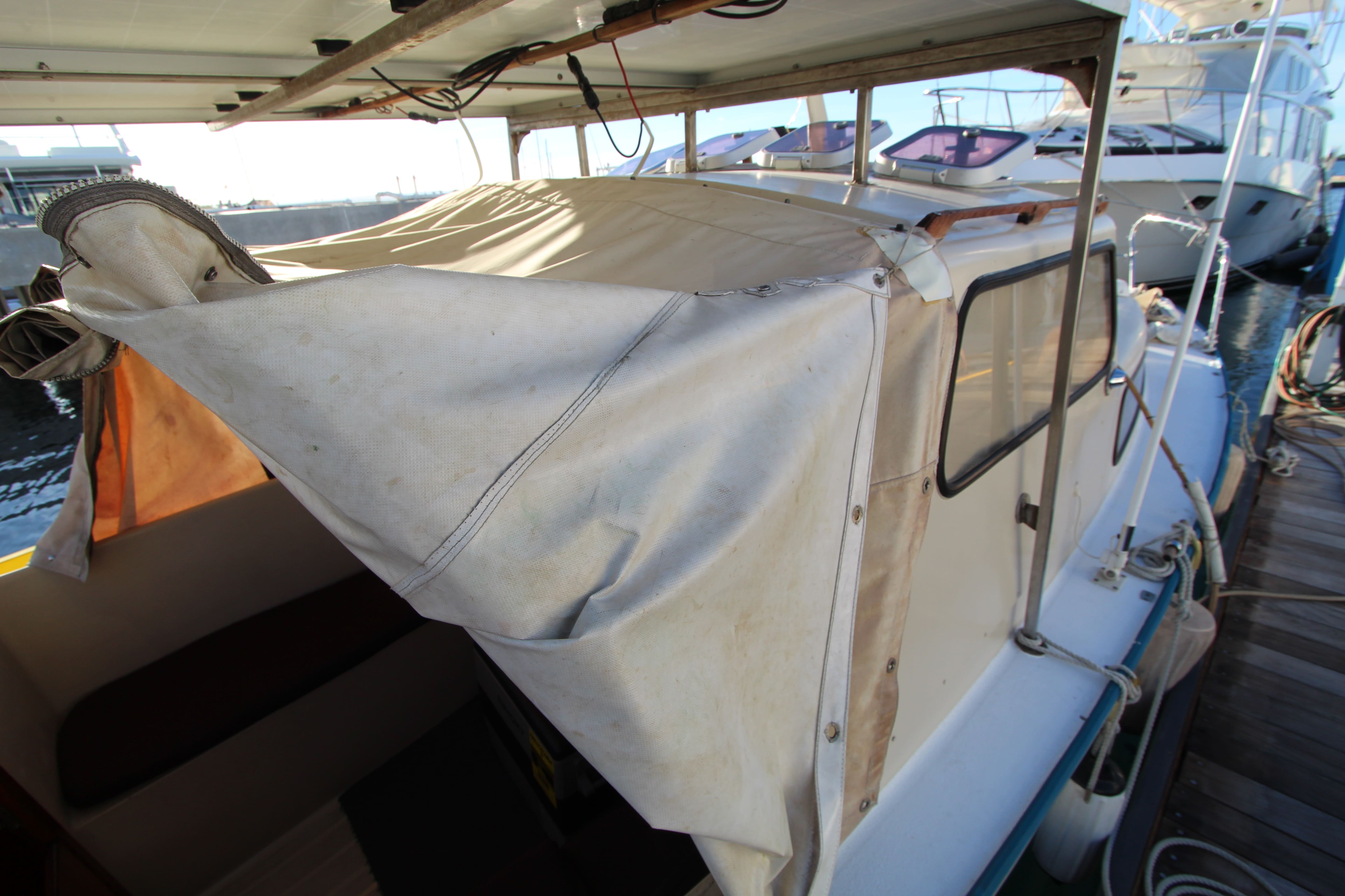 25' Albin Cabin Cruiser