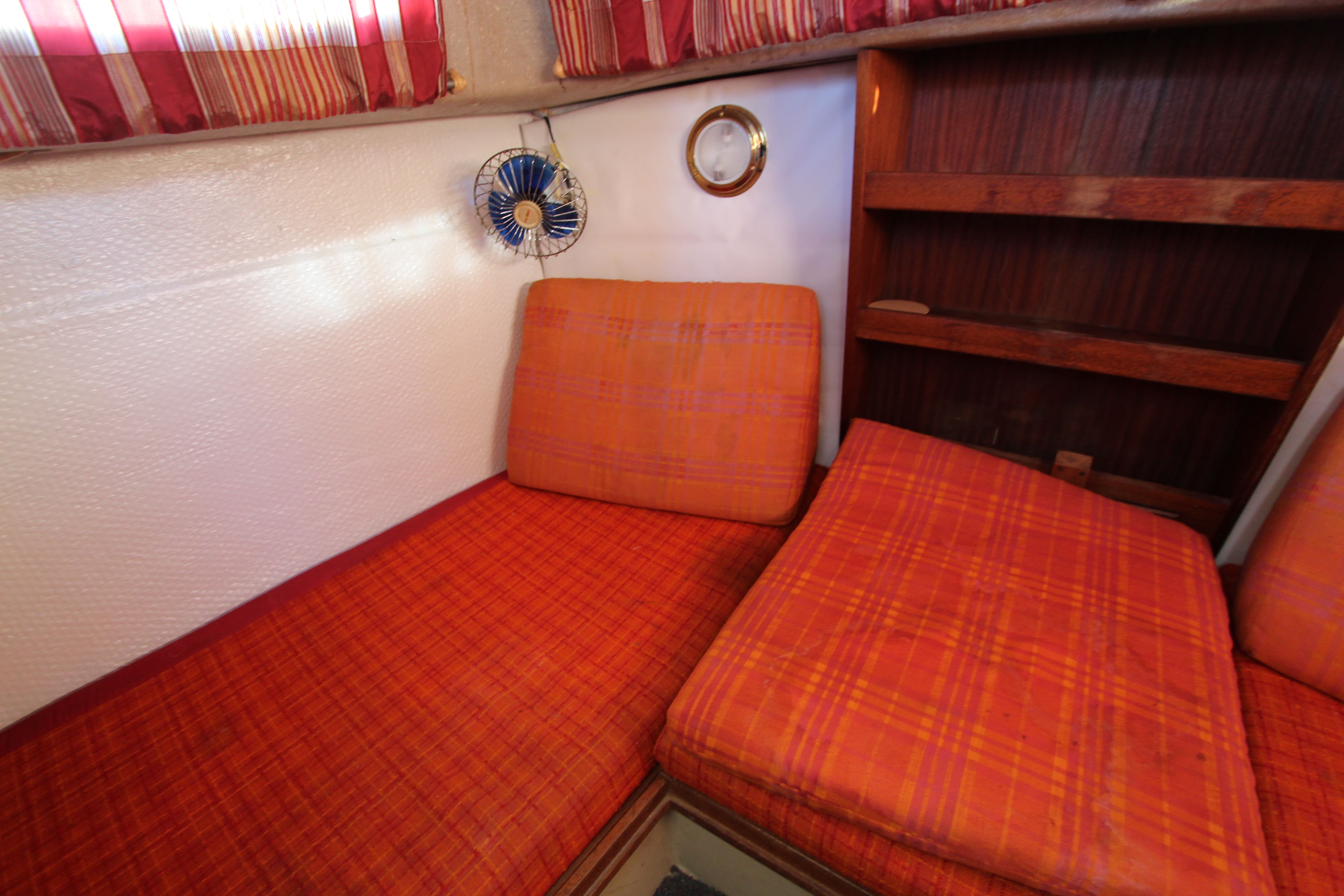 25' Albin Cabin Cruiser
