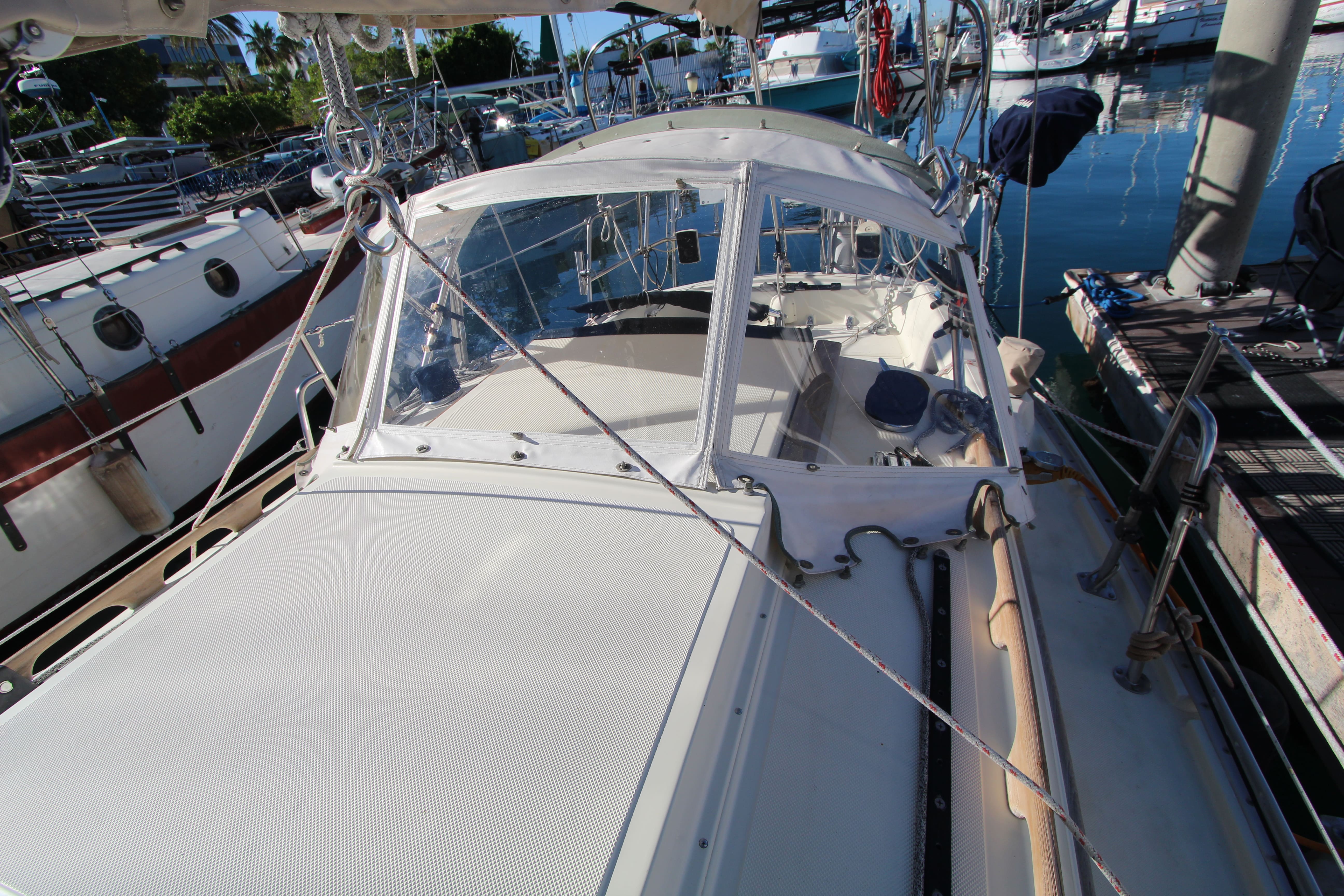 24' Pacific Seacraft Dana 24