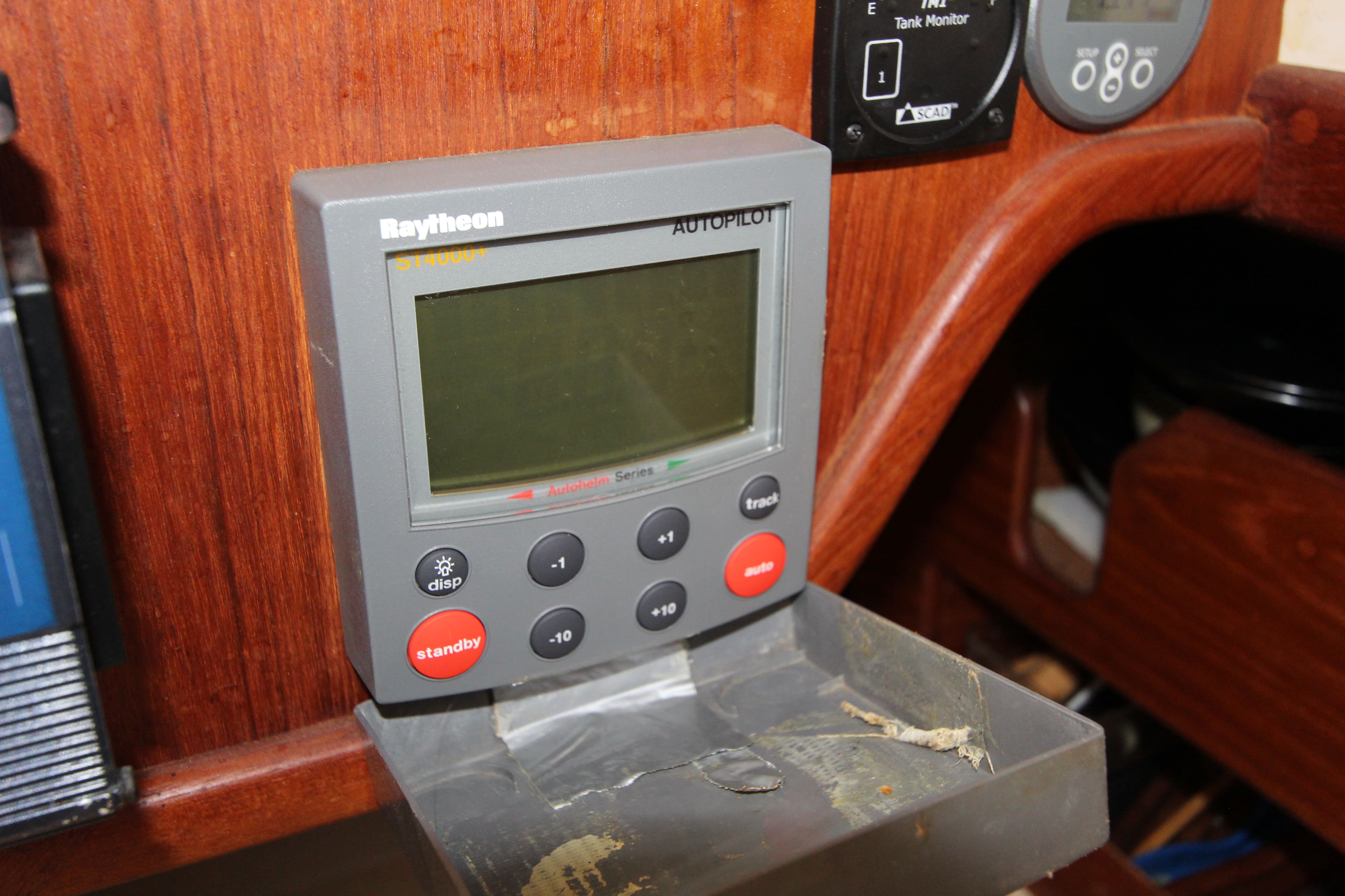 24' Pacific Seacraft Dana 24
