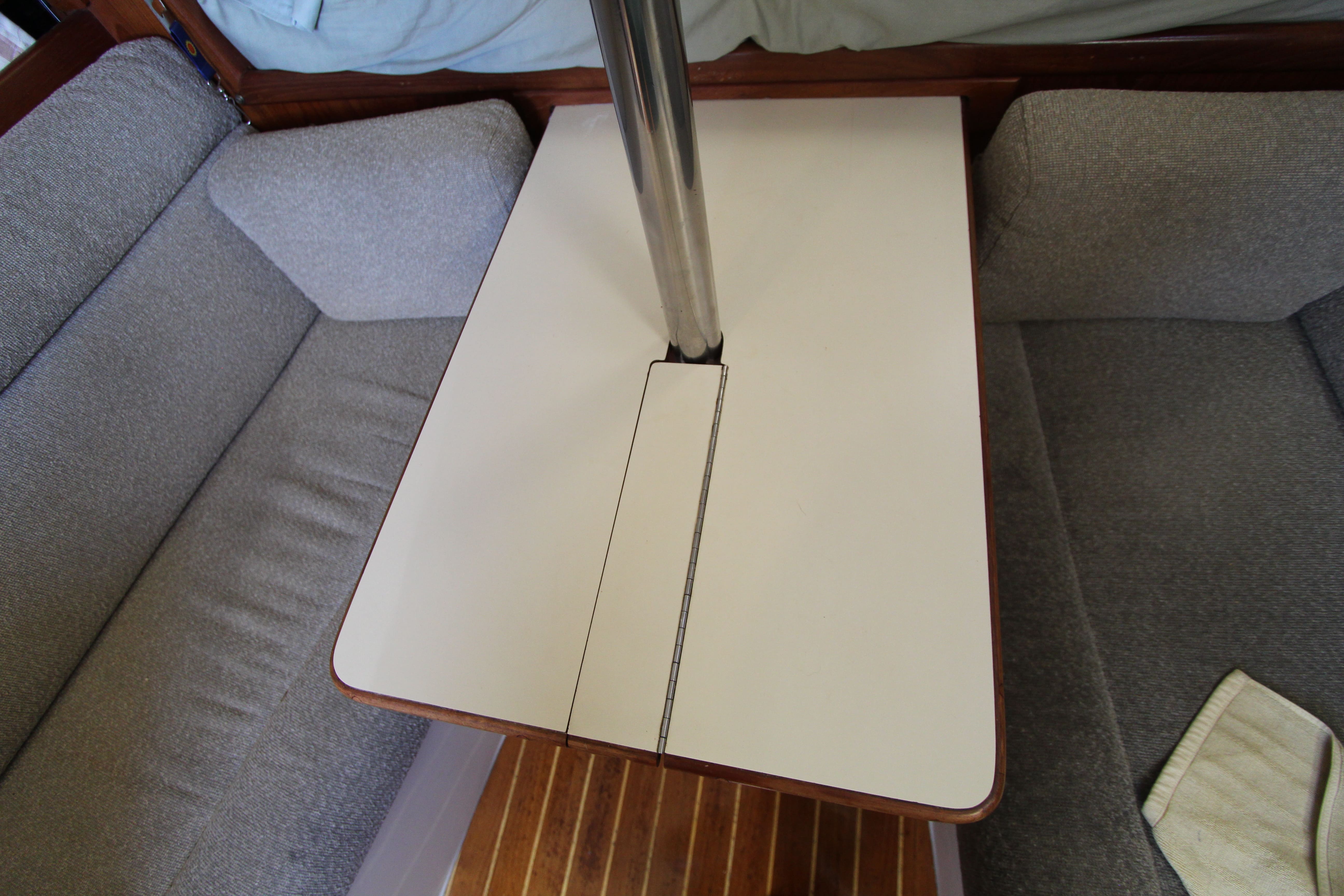 24' Pacific Seacraft Dana 24