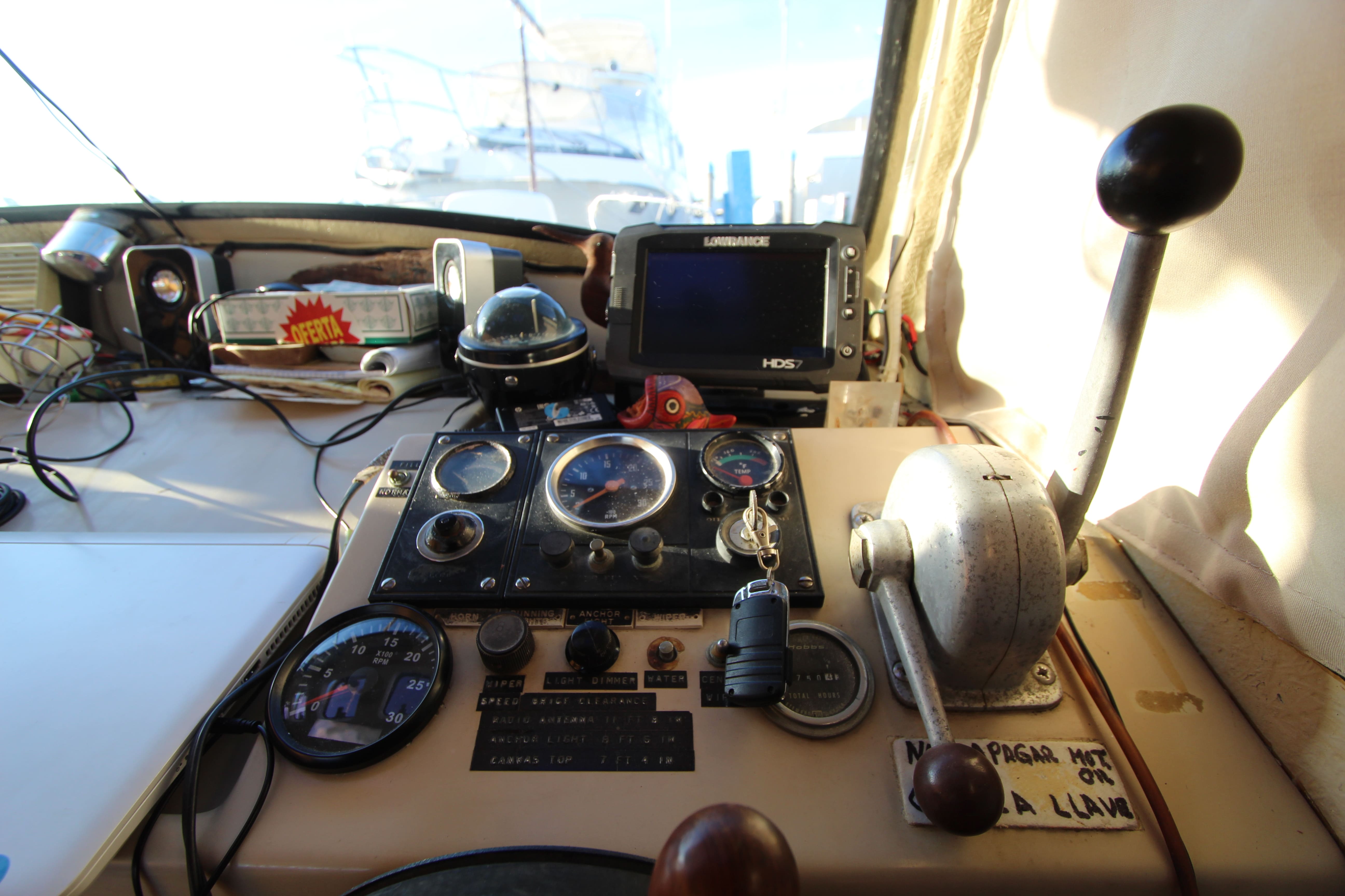 25' Albin Cabin Cruiser
