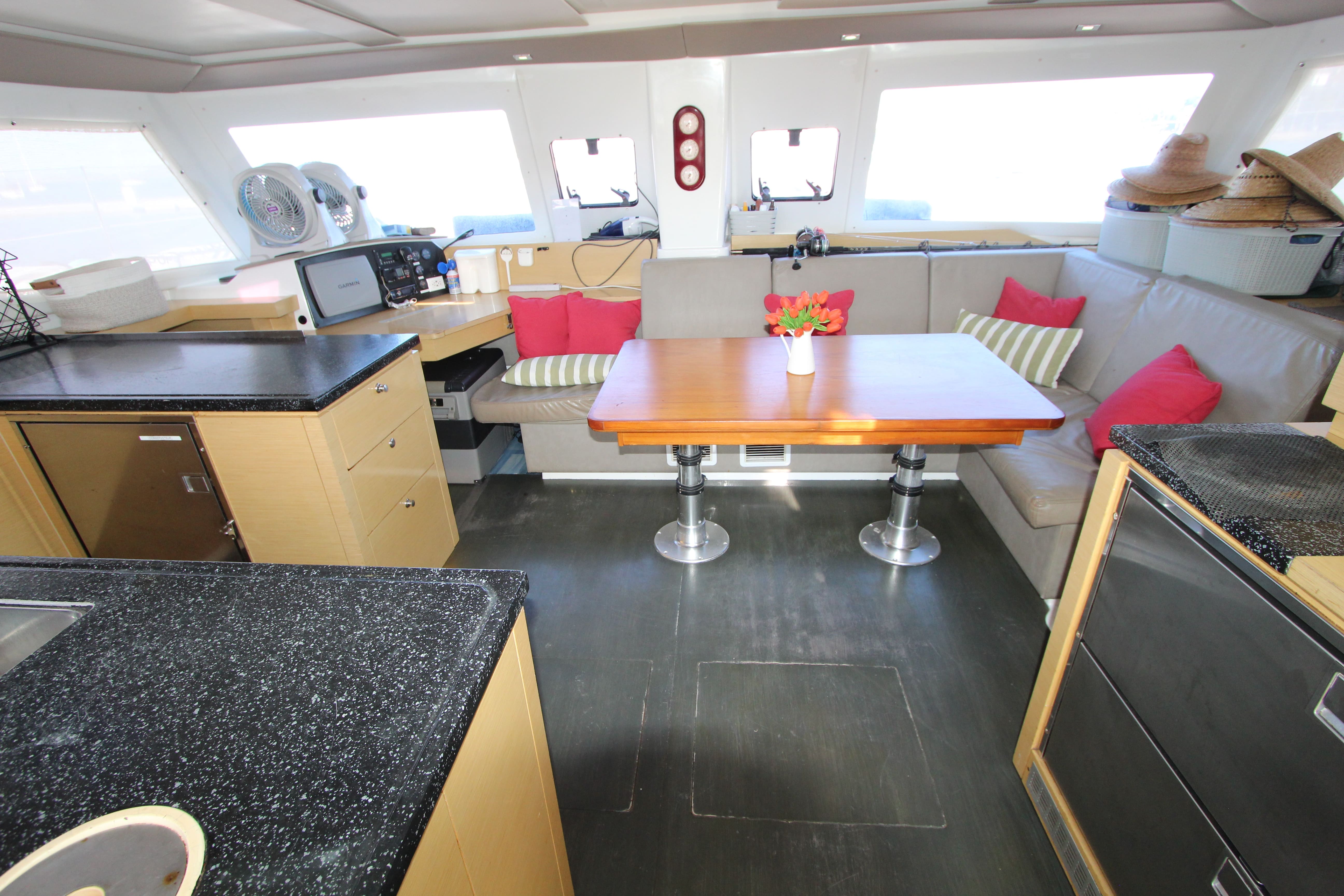 44' Fountaine Pajot Helia