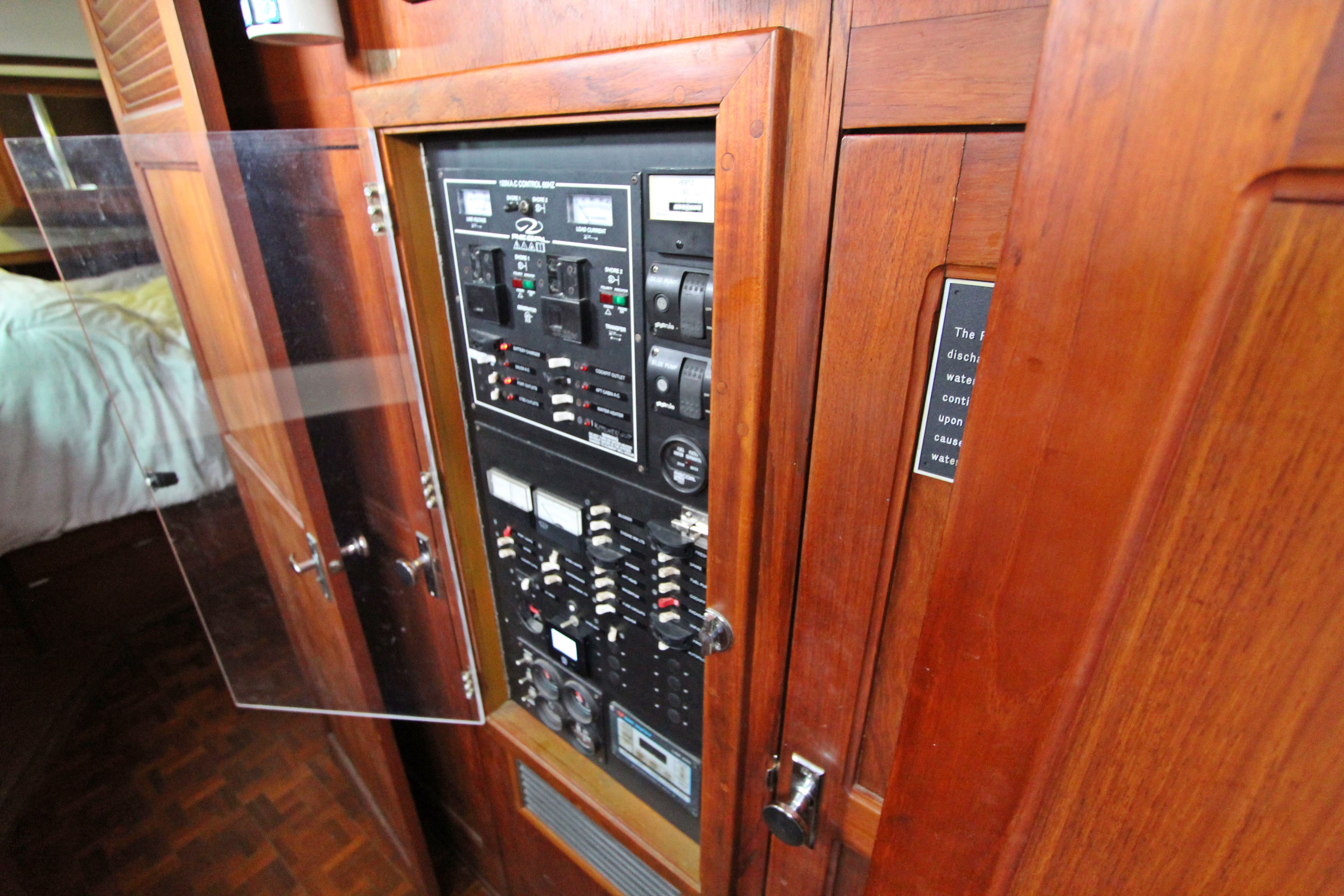 43' Endeavour