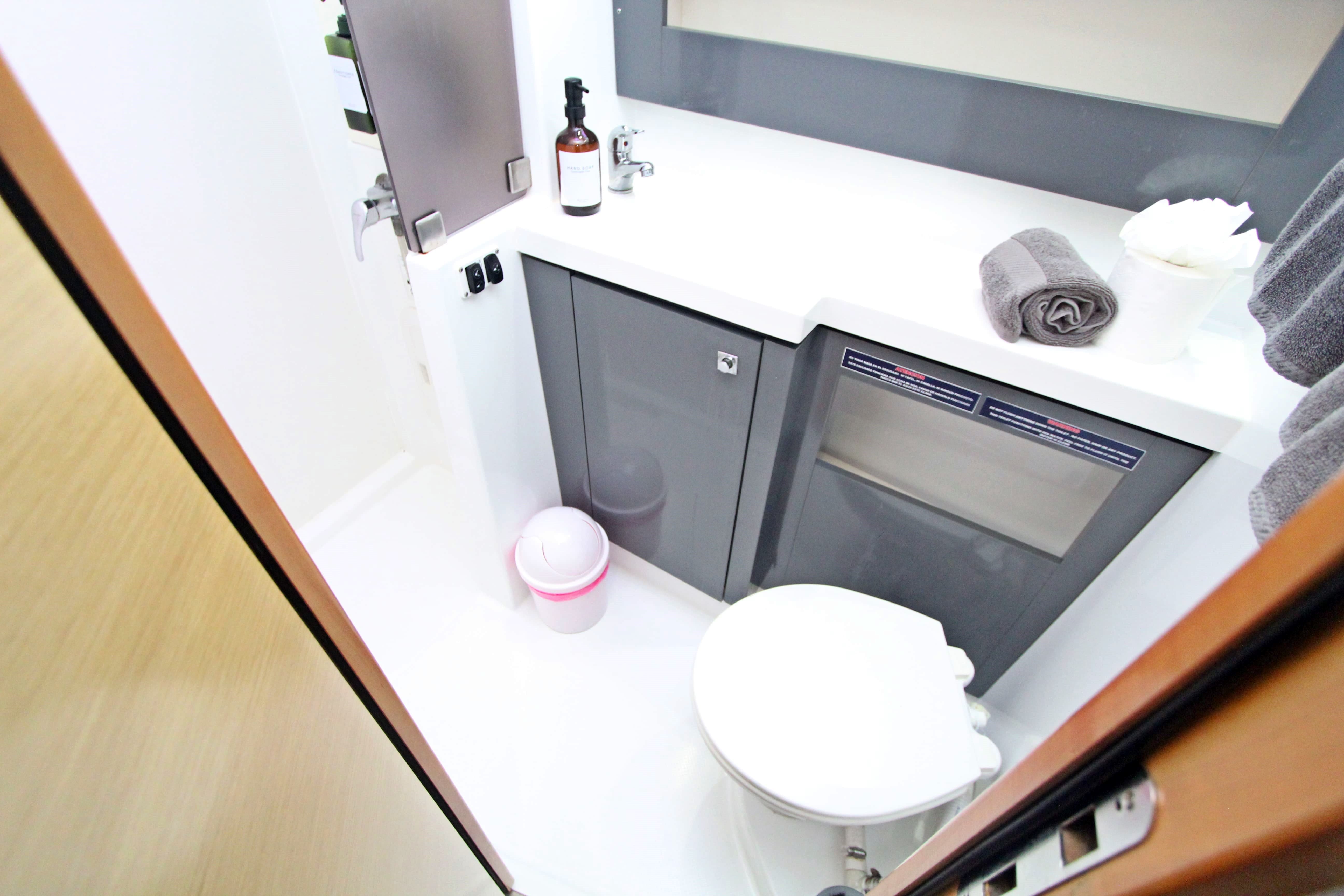 44' Fountaine Pajot Helia