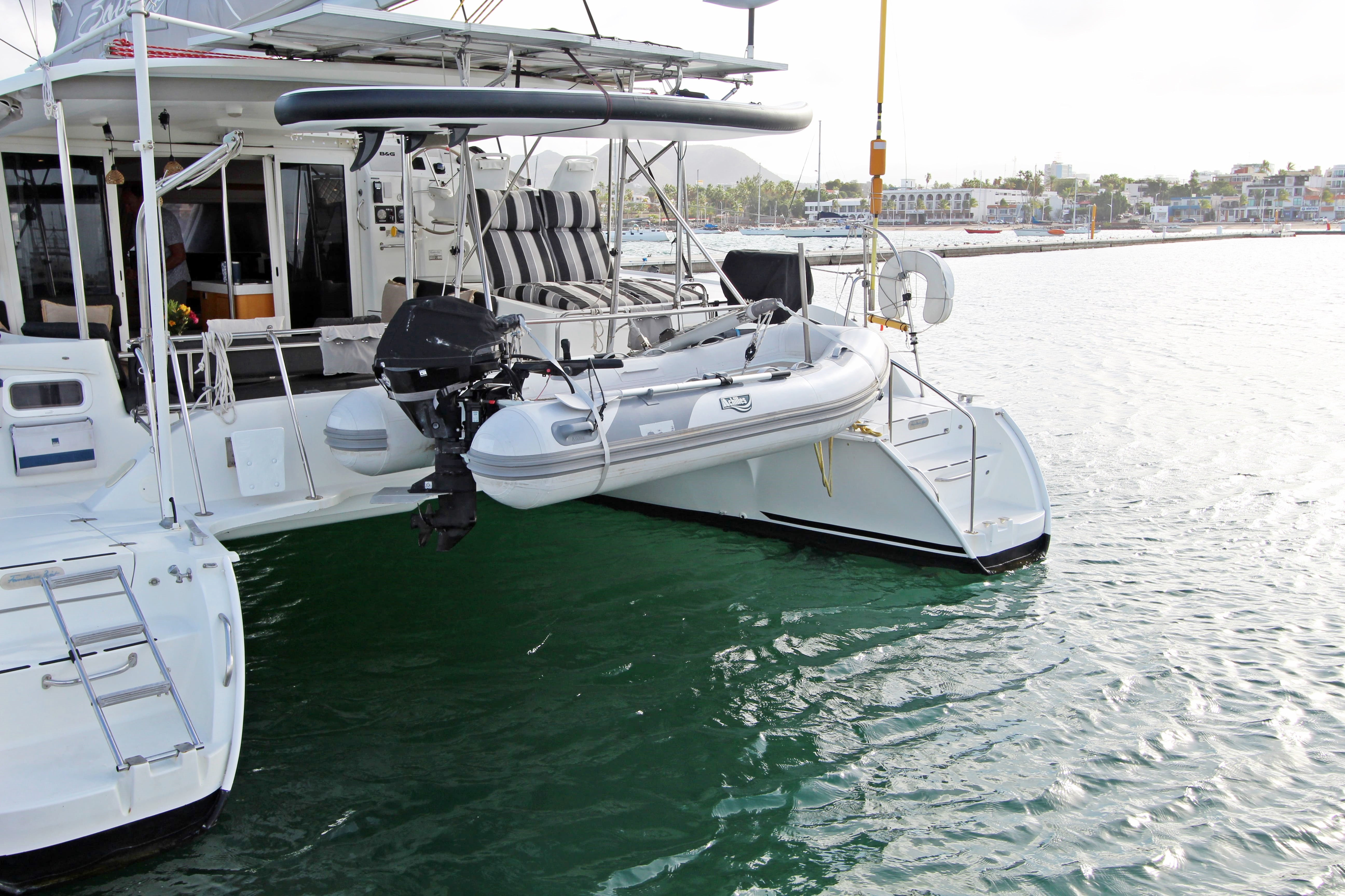 Fountaine Pajot Orana 44
