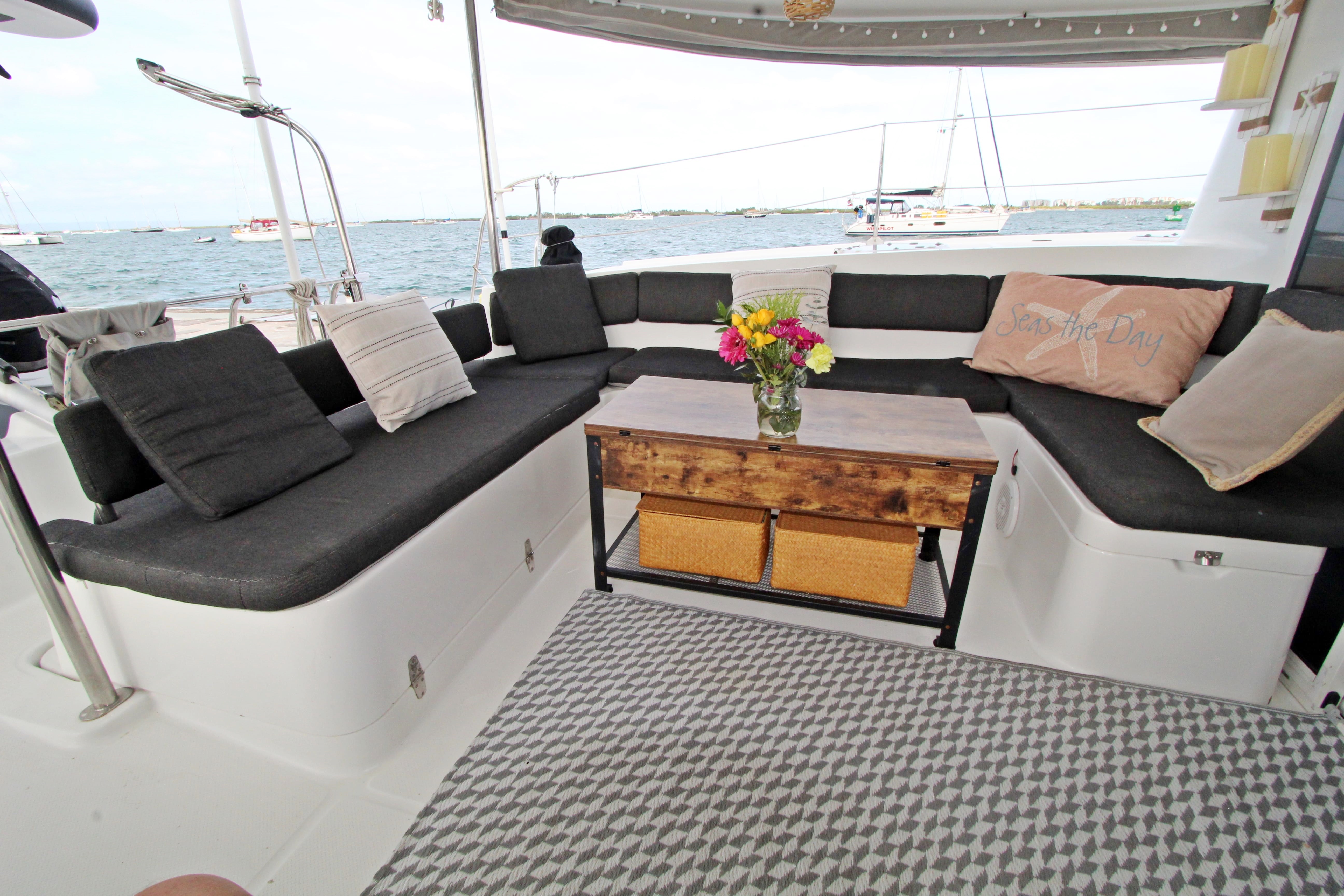 Fountaine Pajot Orana 44