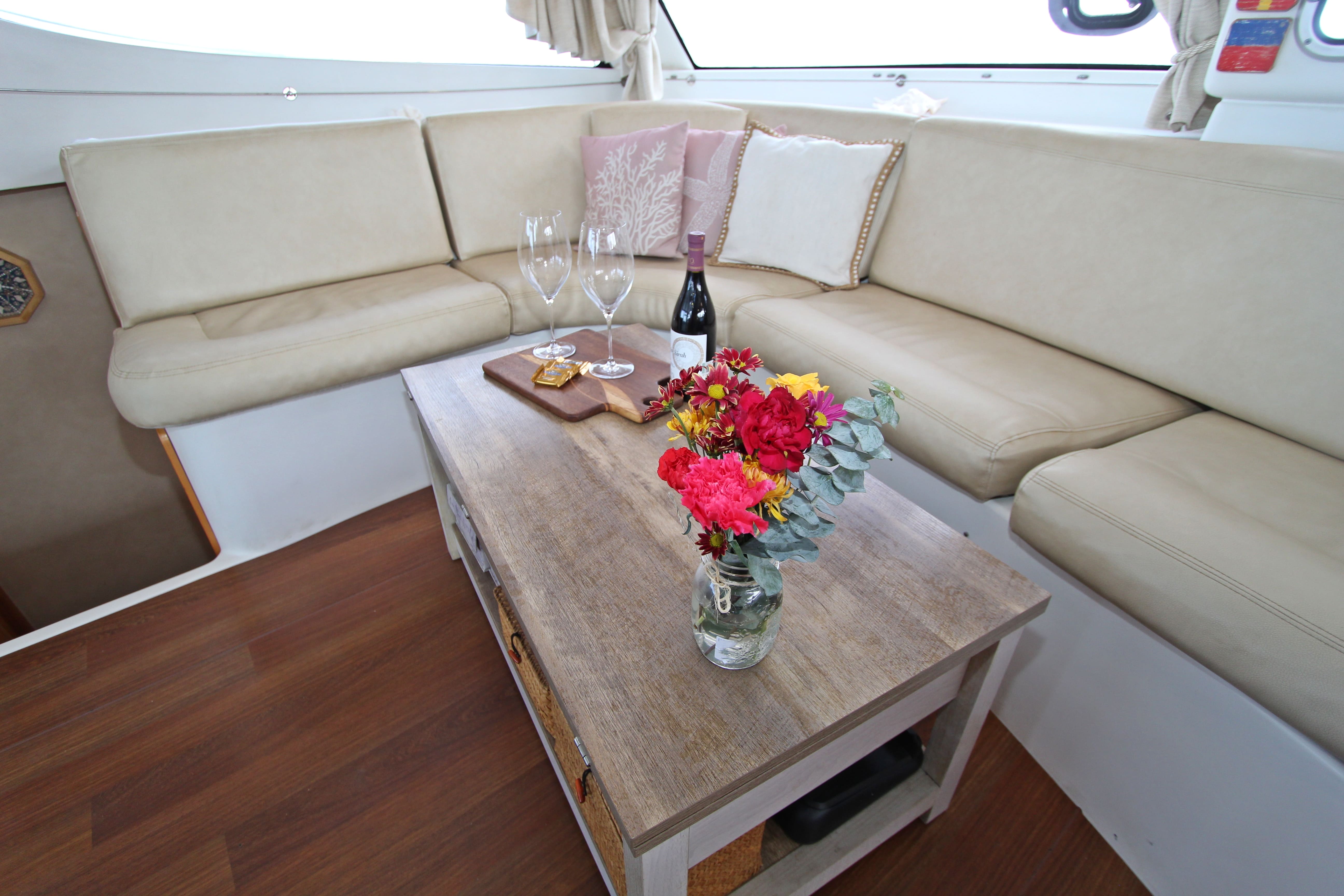 Fountaine Pajot Orana 44